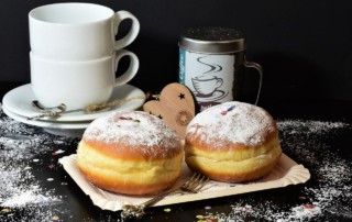 Krapfen und Kaffee