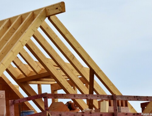 Bauabzugssteuer (§ 48 EStG) im Handwerk: Freistellungsbescheinigung, 15 %-Einbehalt & Praxis-Checkliste